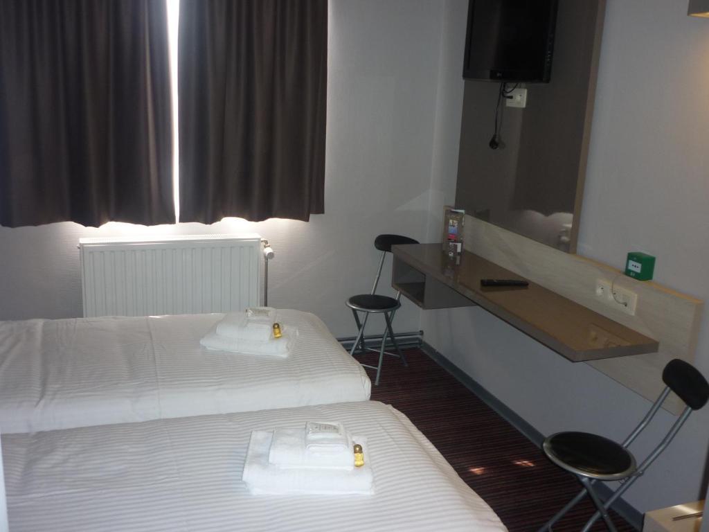 Hotel Les 100 Ciels Saint-Hubert Pokoj fotografie